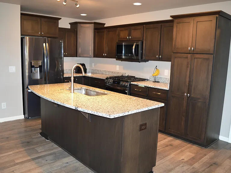 321 Alton Dr — Photo 13