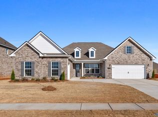 103 Creek Park Dr, Meridianville, AL 35759