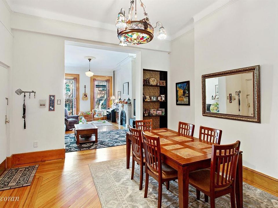 2nd image of 298 Union St APT 1