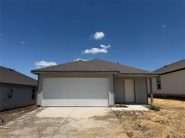 1229 Hickory Grove St, Brenham, TX 77833