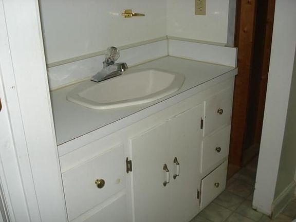 Upstairs Bath