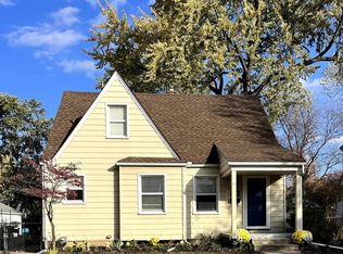 1882 Bacon Ave, Berkley, MI 48072