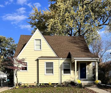 1882 Bacon Ave, Berkley, MI, 48072