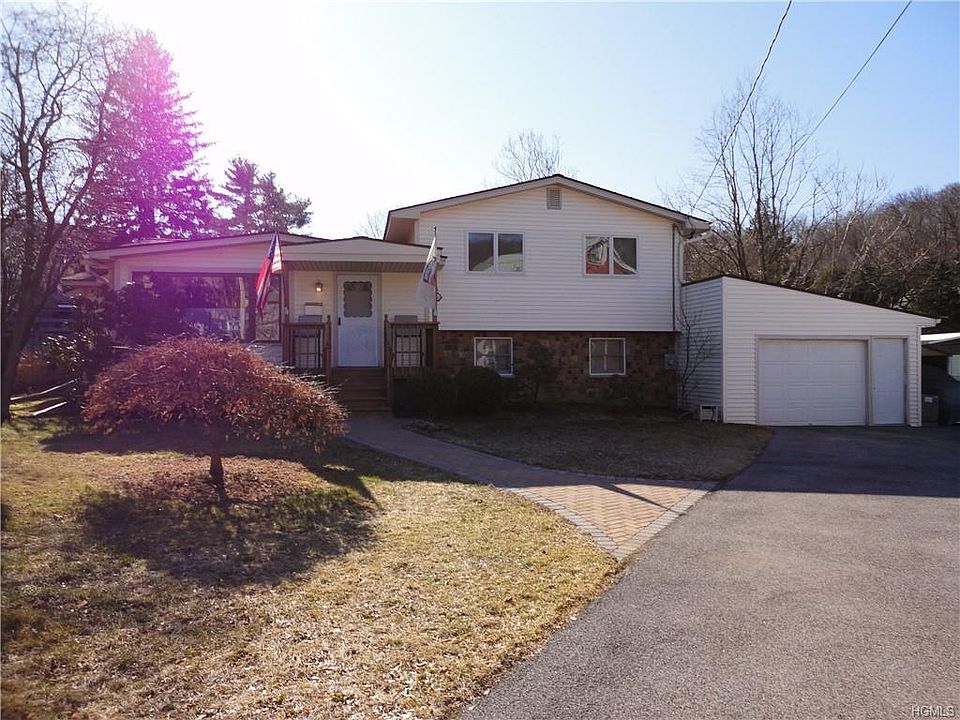 1st image of 105 Mountain Ave