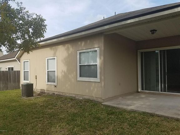 4th image of 9486 Daniels Mill Dr W