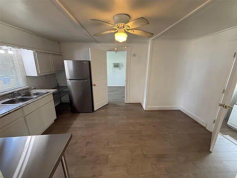 119 Louis Davis Dr #FRONT — Photo 3
