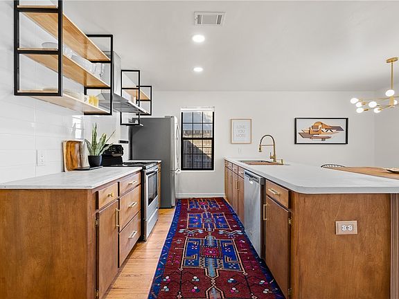 2nd image of 514 Corregidor Dr