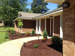 1 Highland Sq, Clinton, MS 39056