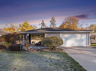 2521 Club Dr, South Bend, IN
