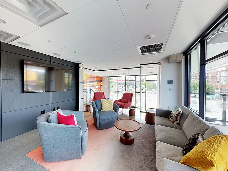CRN Crane Interbay Apartments — Photo 6