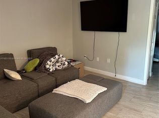 1111 NW 19th Ave APT 204, Miami, FL 33125