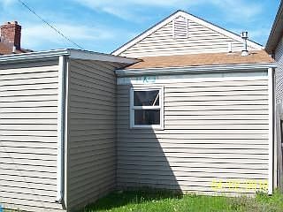 2nd image of 411 S 18th St