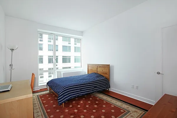 Rented by Douglas Elliman | media 17