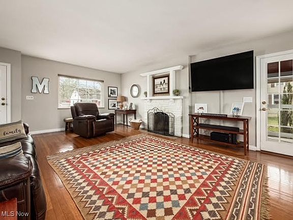 5th image of 2515 Edison Ave