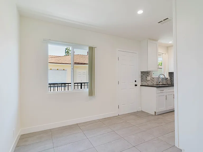 1700 N Fairview St #1708 — Photo 8