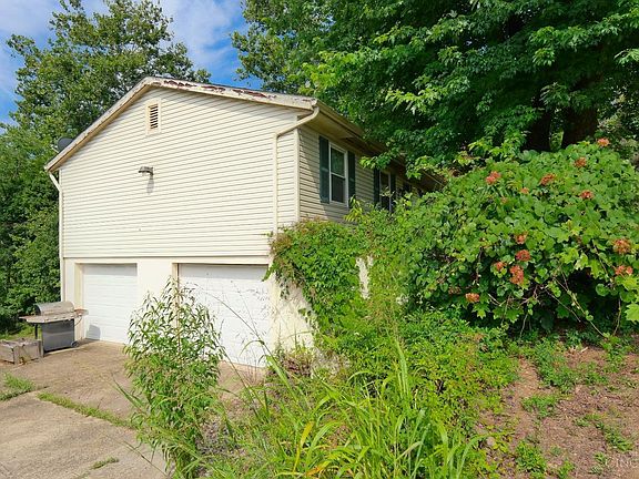 4th image of 301 Ivy Hill Dr