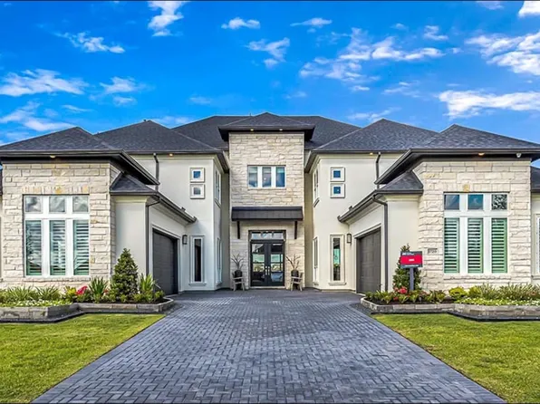 1720 Tanner Brook Ln, Friendswood, TX 77546