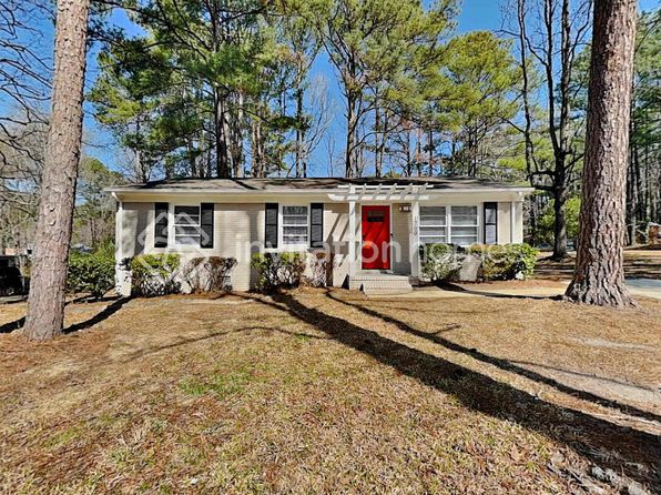 1700 Woodland Rd, Garner, NC 27529