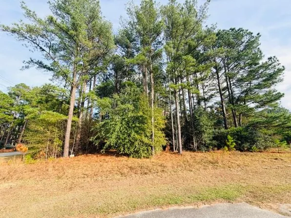 102 David Dr, Fitzgerald, GA 31750