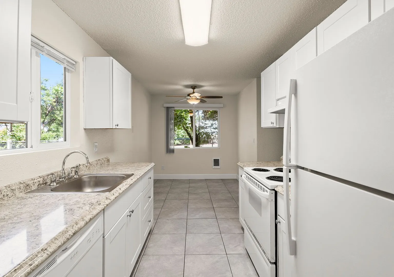 Timber Ridge Apartments — Photo 2