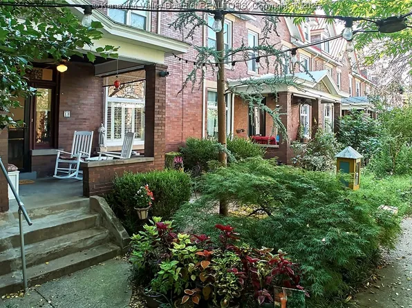 10 Arlington Ct, Charleston, WV 25301