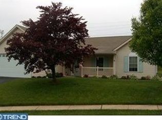 8 Fir Ct, Newark, DE 19711