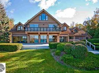 2011 Wardens Point Rd, Lake Leelanau, MI 49653