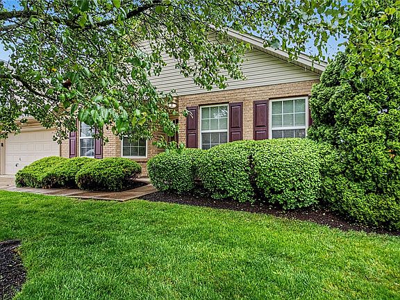 3rd image of 5005 Twin Lakes Cir
