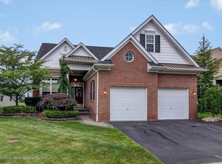 10 Nappa Ct, Monroe, NJ 08831