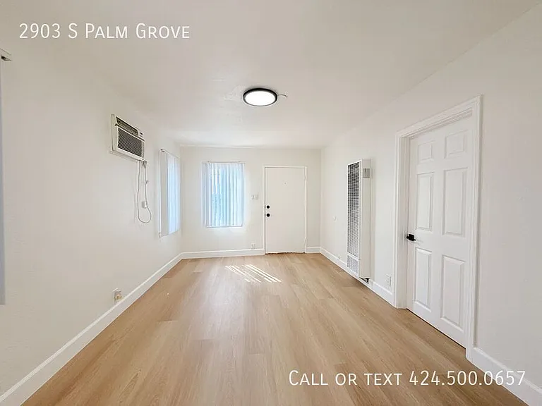 2903 S Palm Grove Ave — Photo 4