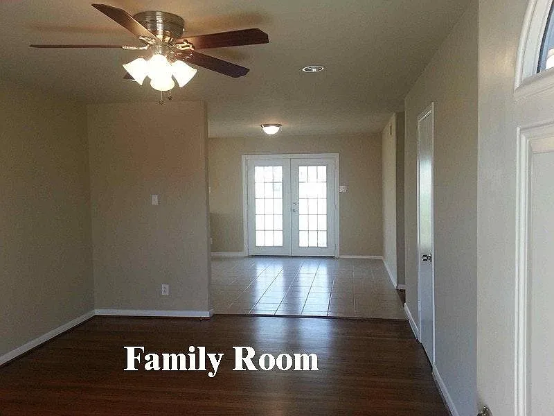 3 bed, 1106 sqft, $1,800 — Photo 3