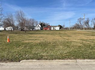 1725 Vine St, Perry, IA 50220