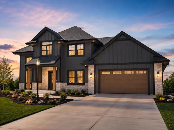 N66W21075 Sweet Clover DRIVE, Menomonee Falls, WI 53051