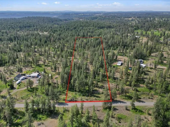 13711 W Farwell Rd, Nine Mile Falls, WA 99026