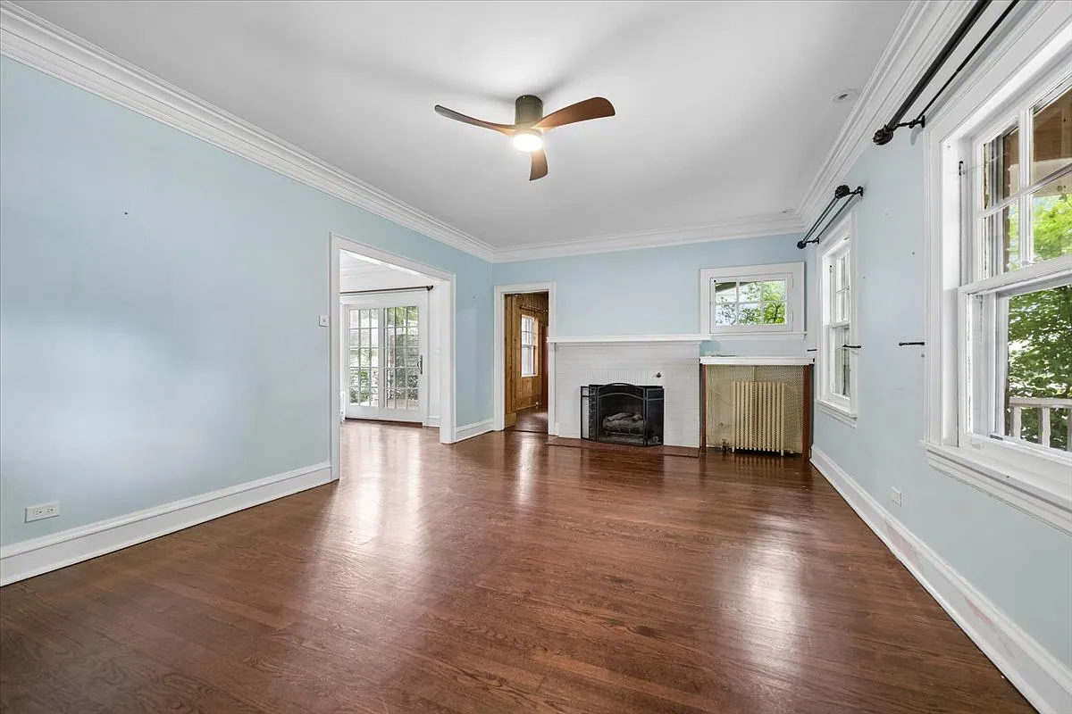 4 bed, 3108 sqft, $8,000 — Photo 4