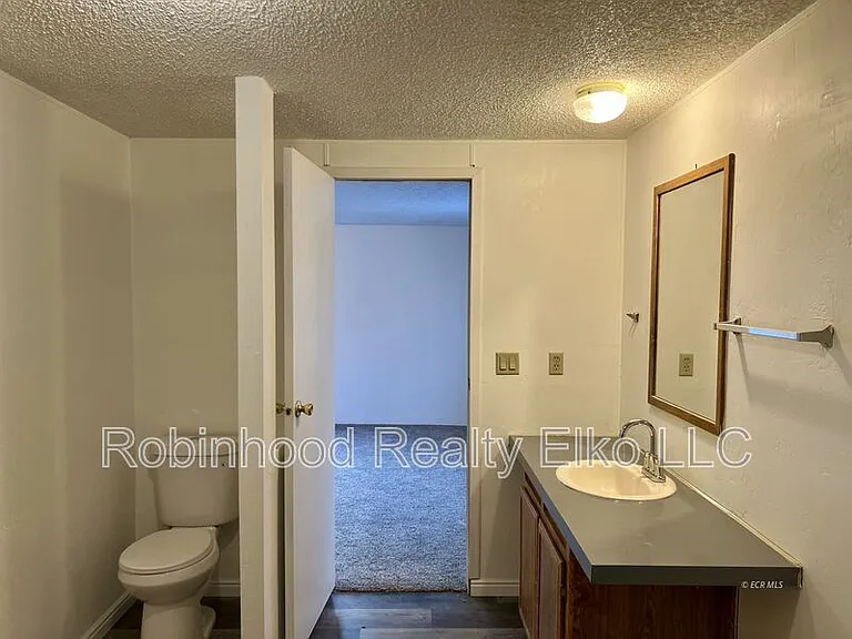 1006 Cedar St — Photo 21