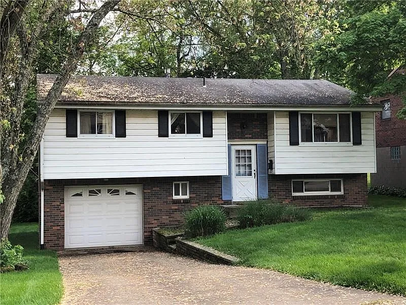 413 Marta Dr photo 1