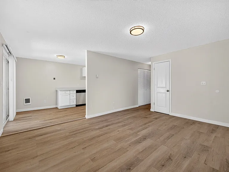 8219 Luzader Ln SW #8219 — Photo 5