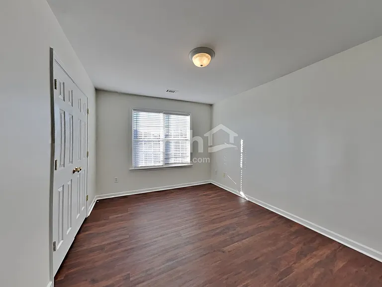 237 Mott Rd — Photo 14
