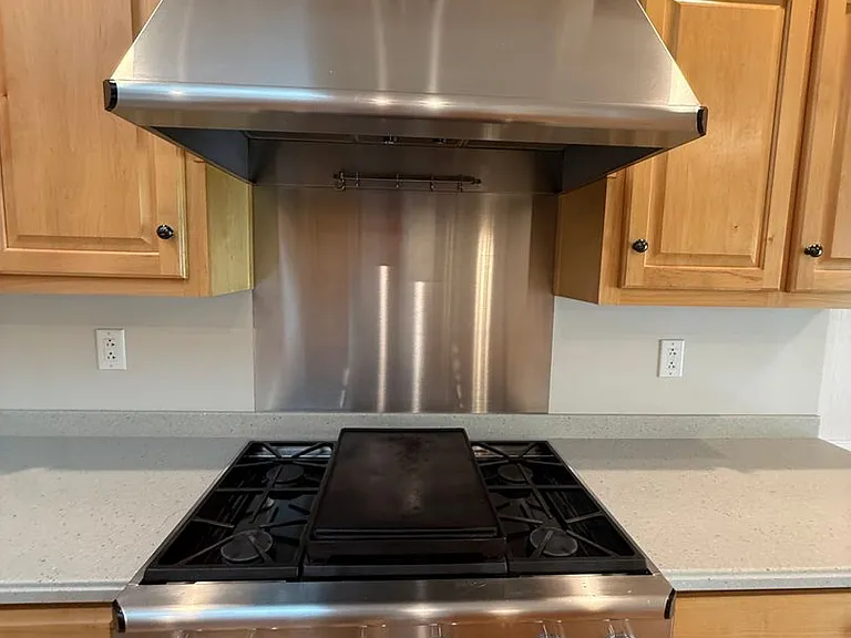 785 Glenwood Dr — Photo 10