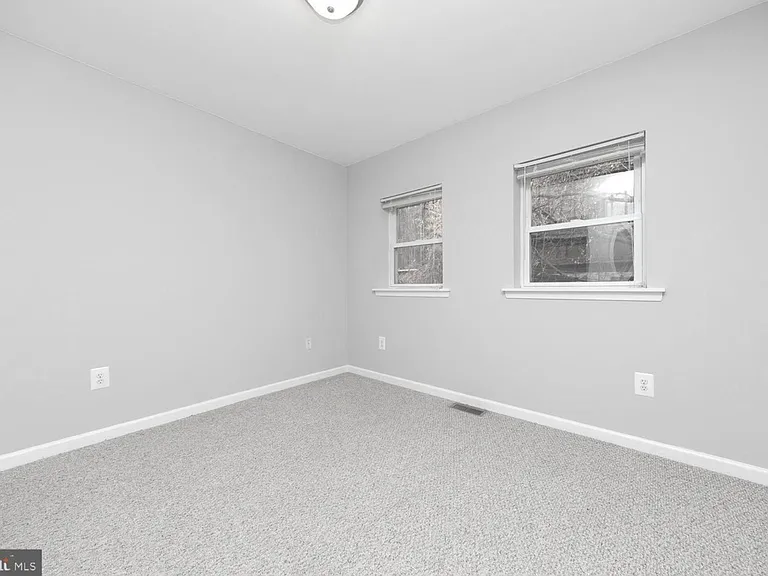 922 N Bambrey St — Photo 8
