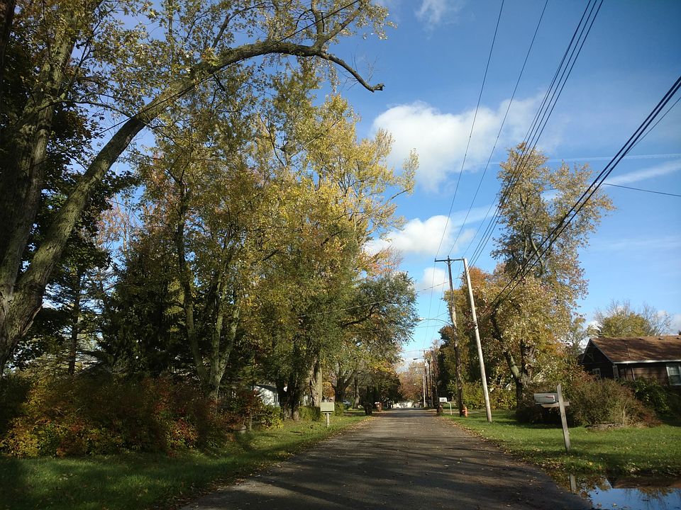 2nd image of 6210 Gardenia Ave