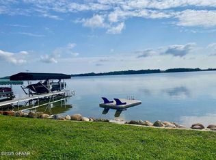 43552 W Paul Lake Dr, Perham, MN 56573