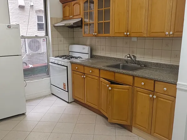 (undisclosed Address), Brooklyn, NY 11204