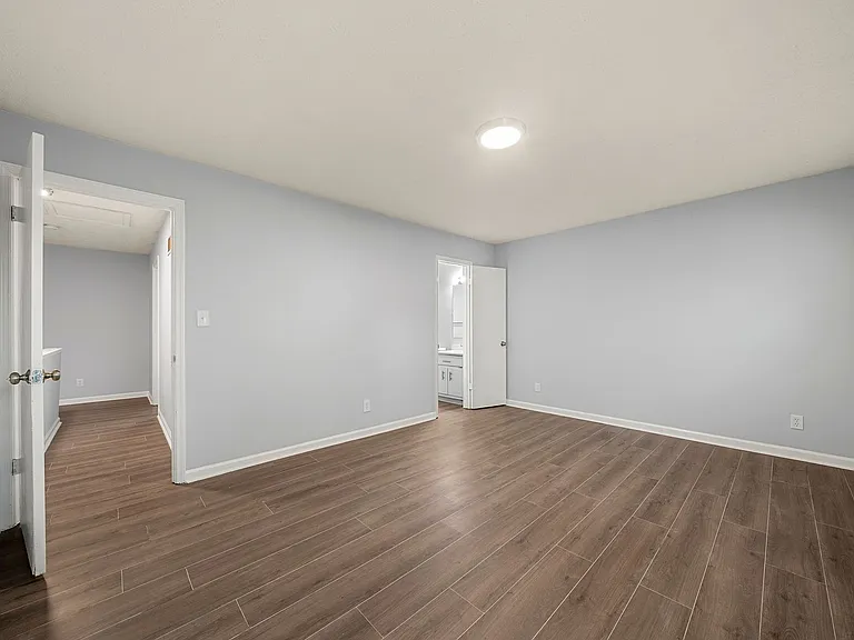 5861 Dunn Rd SW — Photo 4