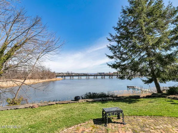 73 Hubbard Avenue, Red Bank, NJ 07701