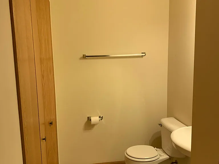101 Stoneshire Ct #D — Photo 10