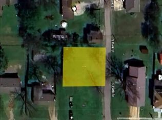 614 S Park St, Rector, AR 72461