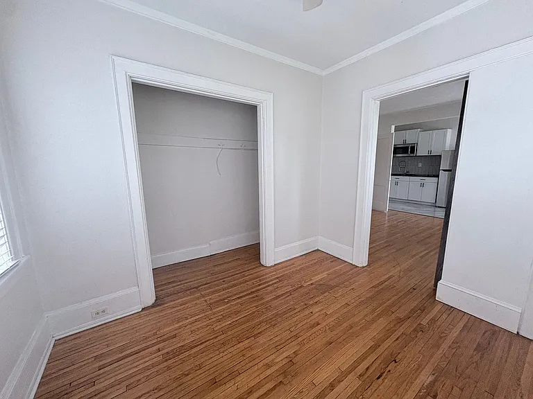 8th Street Apartments — Photo 21