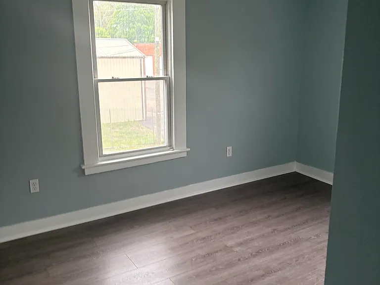 176-178 Charter Oak St — Photo 11